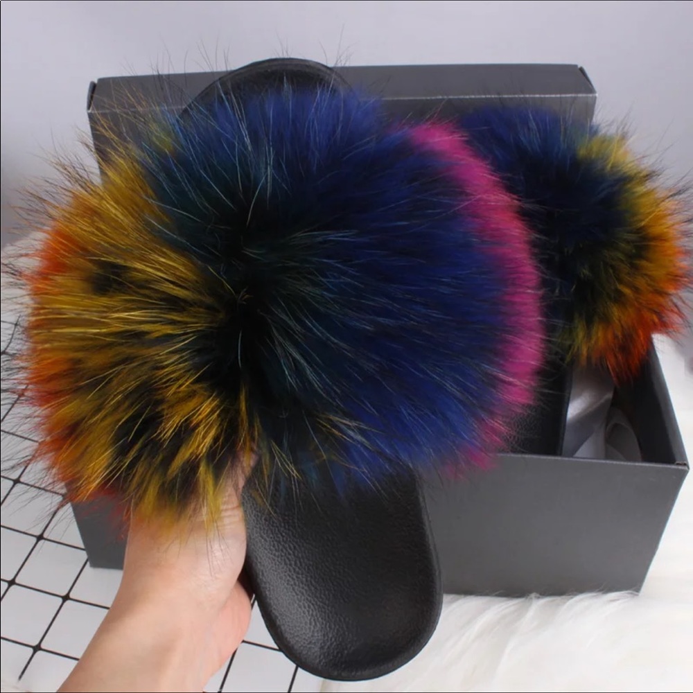 Multi Color Fur Slides
